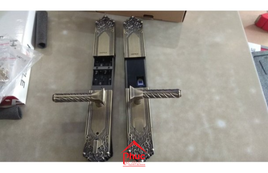 Khóa điện tử tân cổ điển EL10K Hafele 912.05.314